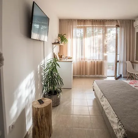 The Poolhouse Апартаменты
