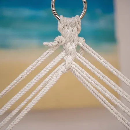 The Poolhouse ساني بيتش