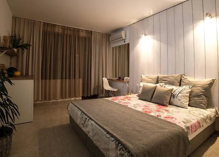 The Poolhouse Апартаменты *