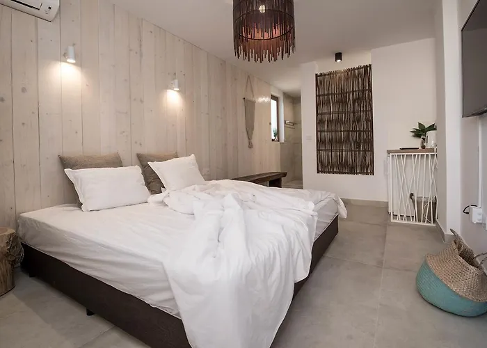 شقة The Poolhouse *